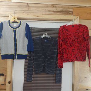 American Eagle Outfitters/raefella/Stylus  womans cardigans button front  size m